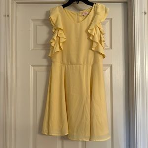 Girls size 16 Yellow dress. | Flowy |